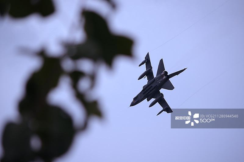 发现龙卷风！图片素材