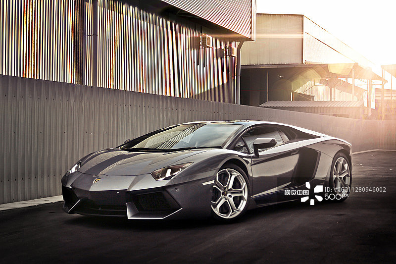 炮铜快车图片素材