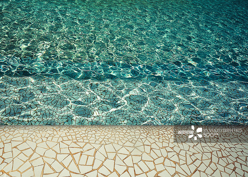 游泳池水的全帧拍摄图片素材