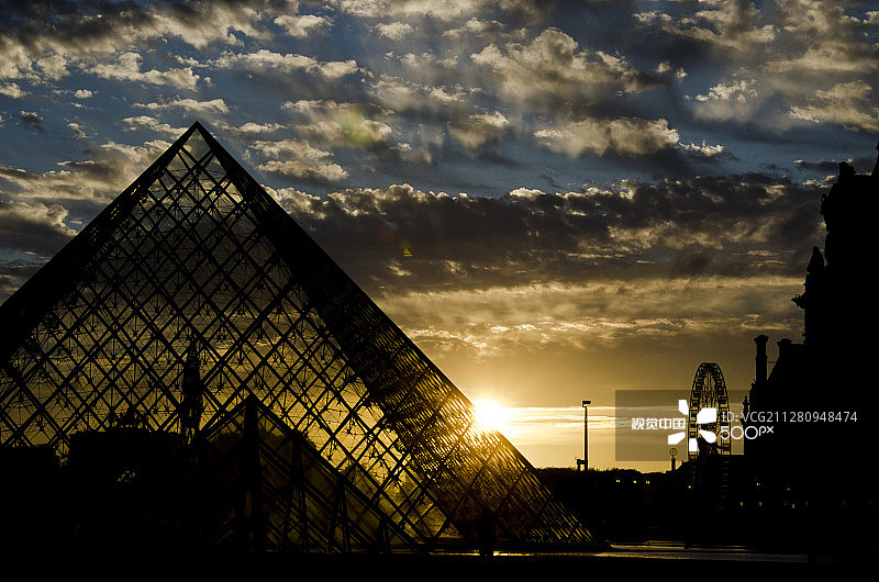 卢浮宫日落图片素材