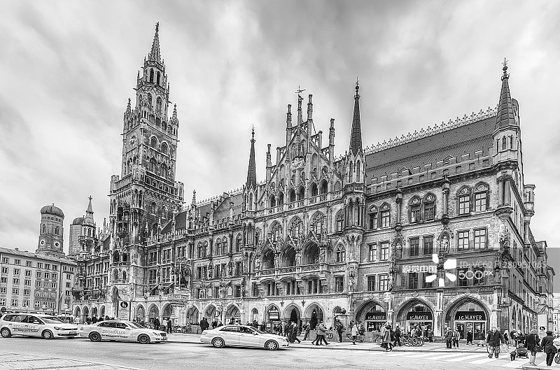 慕尼黑玛丽恩广场新市政厅（黑白）图片素材