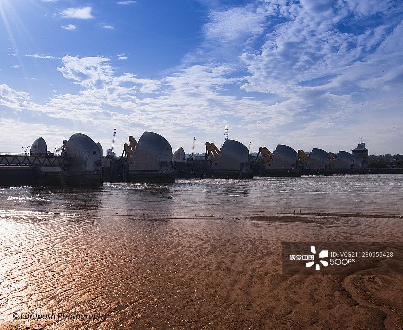 重访泰晤士河水闸图片素材