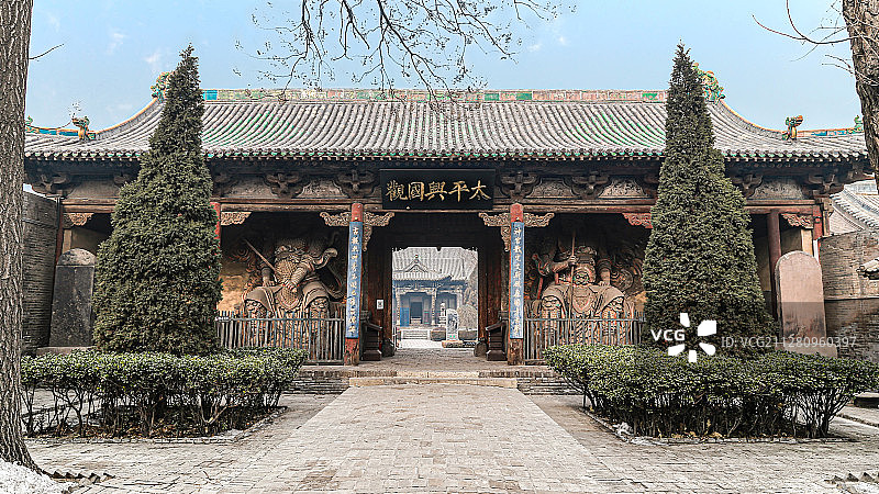 山西晋中平遥古城太平兴国观（清虚观）元代山门龙虎殿图片素材