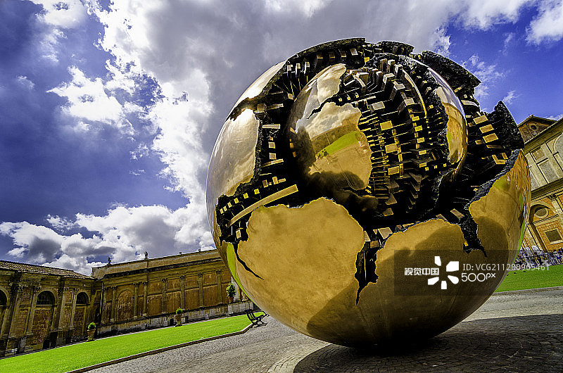 内爆现象图片素材