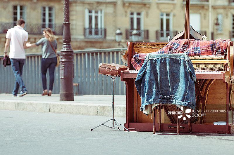 钢琴和贝斯图片素材