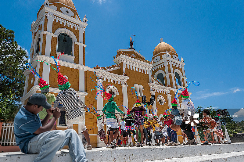 2013年尼加拉瓜马萨特佩圣周庆祝活动图片素材