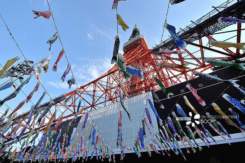东京塔与鲤鱼旗图片素材
