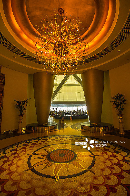 阿拉伯塔内部图片素材