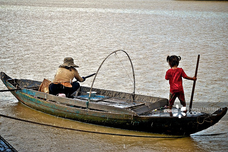 洞里萨湖居民图片素材