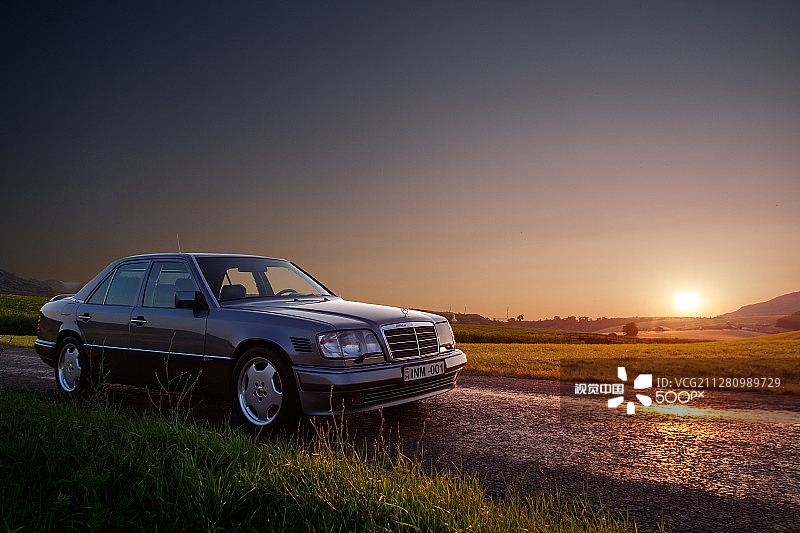 梅赛德斯图片素材