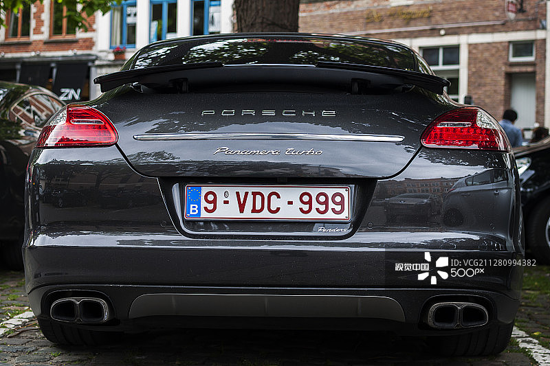保时捷Panamera Turbo图片素材