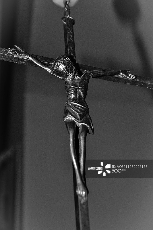 念珠上十字架的存在图片素材