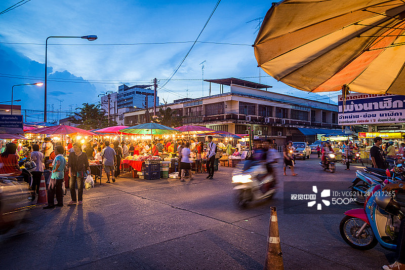 泰国彭世洛新鲜食品市场图片素材