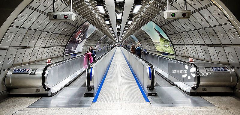 滑铁卢的Jubilee地铁线图片素材