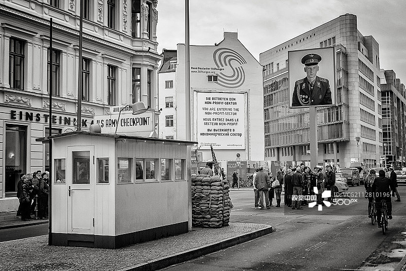 查理检查站图片素材