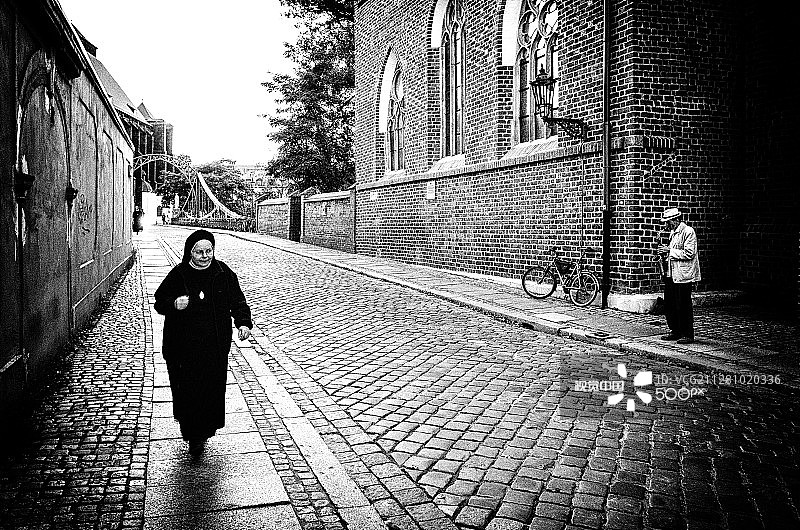 进入大教堂岛图片素材