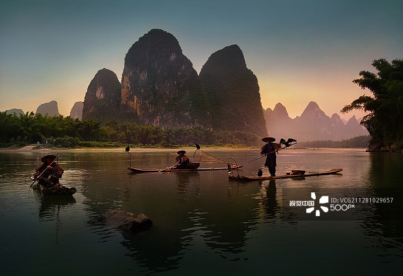 兴坪渔民图片素材