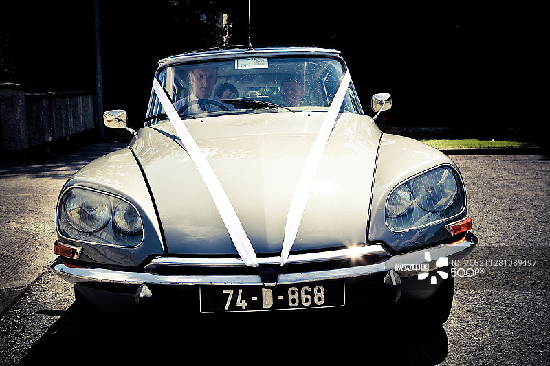 雪铁龙DS图片素材