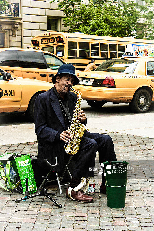 萨克斯手图片素材