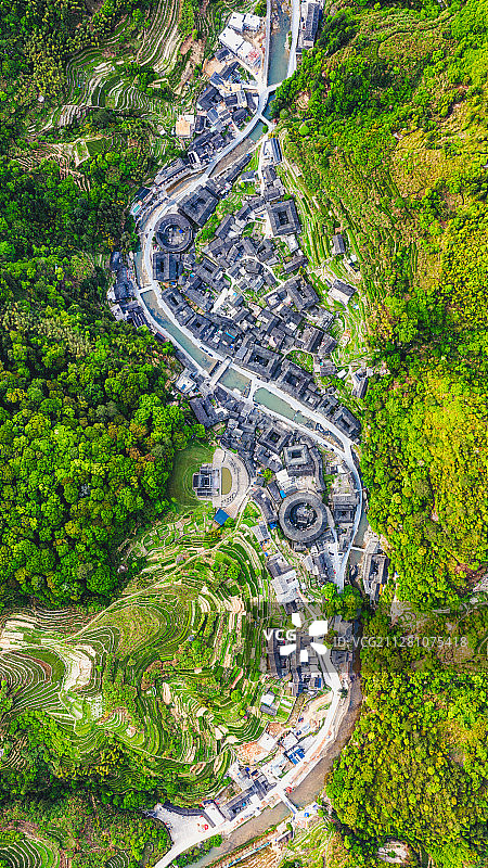 福建南靖土楼-太极水乡塔下村图片素材