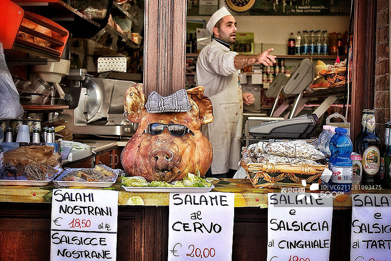 马尔凯的猪老板图片素材