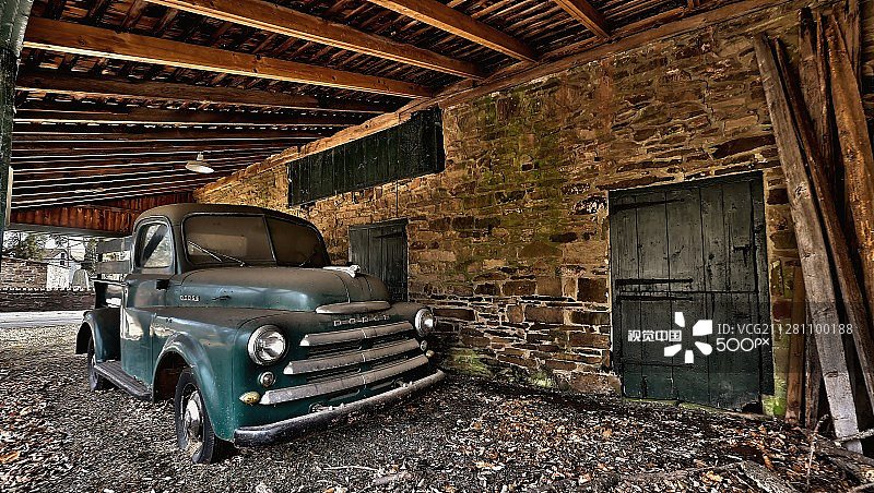 1950年道奇B2B 1吨5窗皮卡（3）图片素材