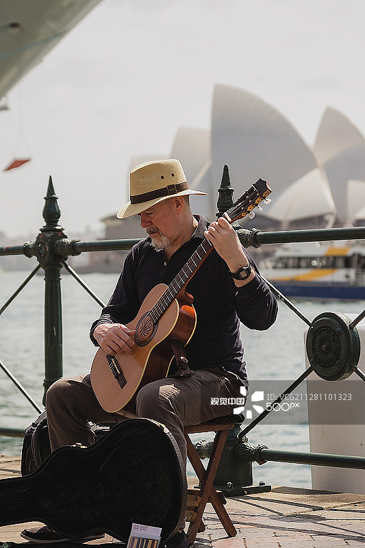 吉他演奏家图片素材