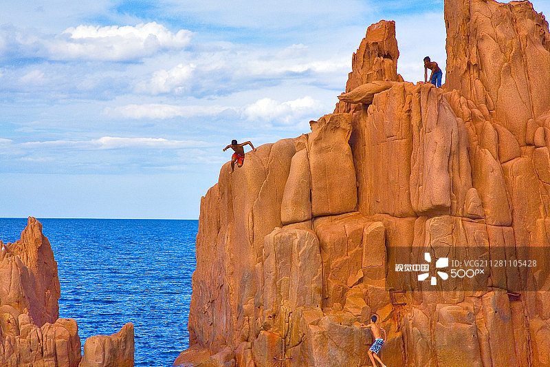 撒丁岛：阿尔巴塔克斯岩石图片素材
