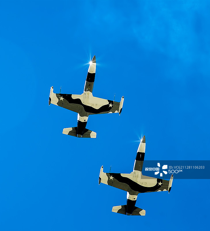 黑钻杂技团图片素材