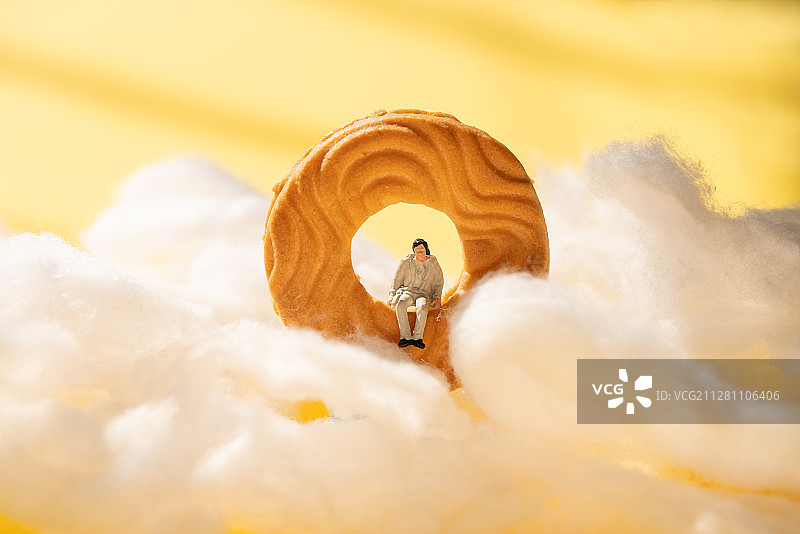 饼干上的小人图片素材