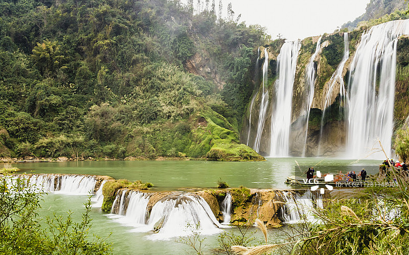 云南罗平九龙瀑布群图片素材
