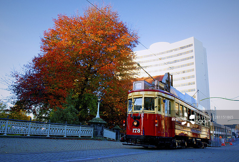 新西兰基督城：仍在运营的古老有轨电车图片素材