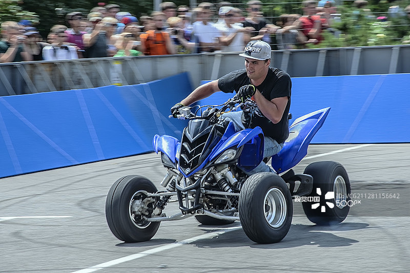 四轮自行车图片素材