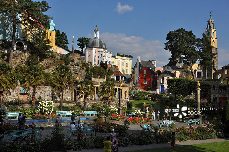 日落时分的Portmeirion图片素材