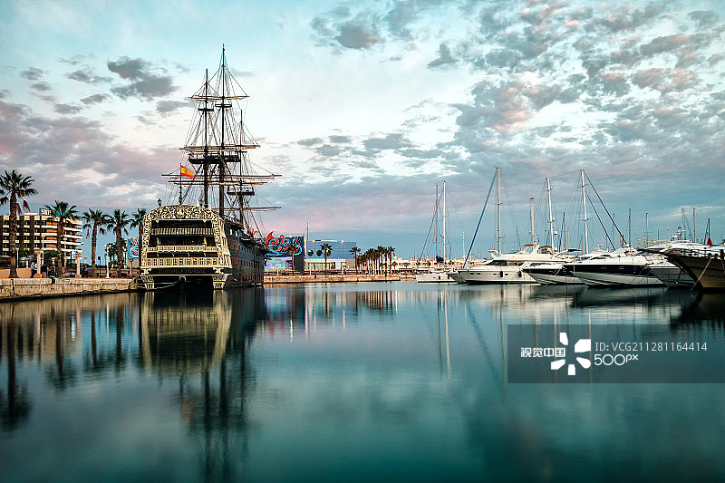阿利坎特港图片素材