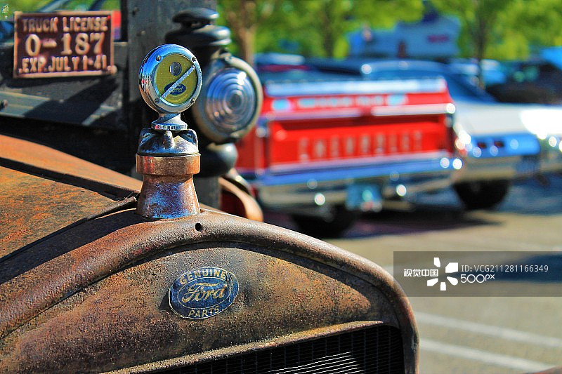 坚固的福特汽车图片素材