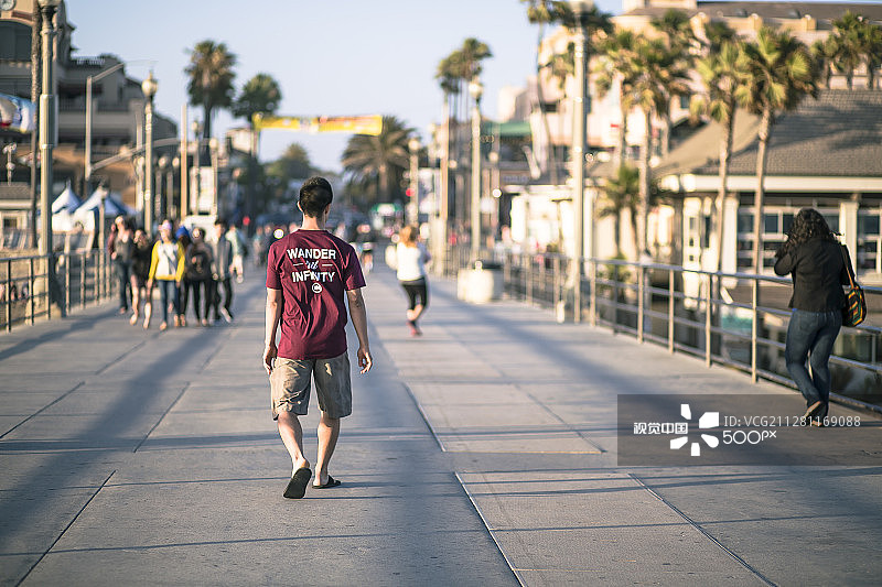 没有迷路，只是在流浪图片素材