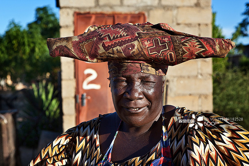 赫雷罗族妇女肖像图片素材