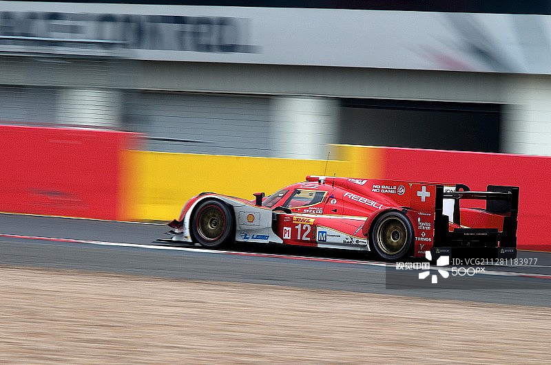 12号 Rebellion Racing Lola B12/60 Toyota赛车，FIA WEC银石赛道图片素材