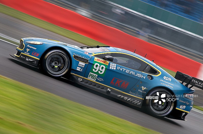 99号阿斯顿·马丁赛车，FIA WEC银石2014图片素材