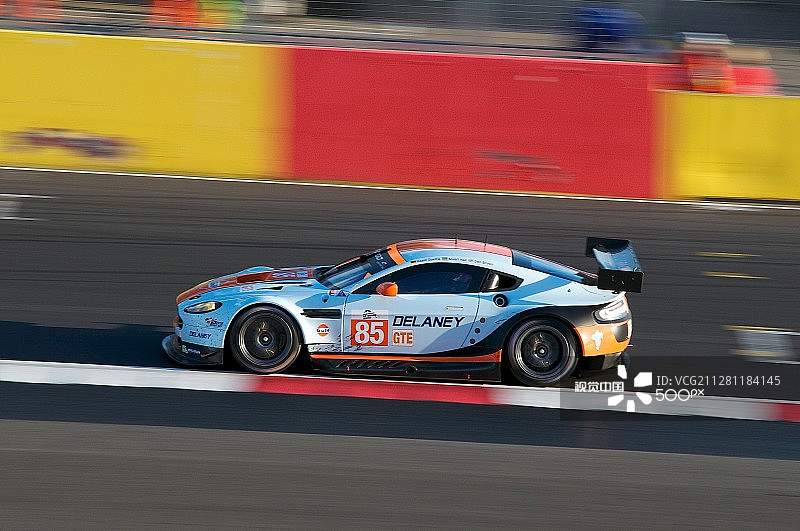 85号海湾赛车英国阿斯顿·马丁Vantage V8，ELMS银石2014图片素材