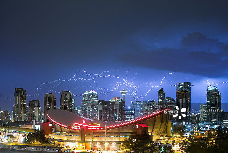 卡尔加里上空的闪电图片素材