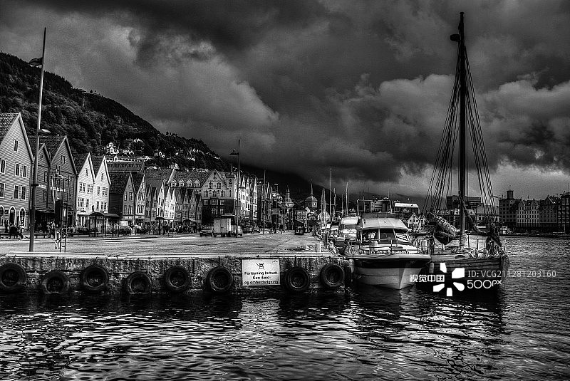 卑尔根快要下雨了图片素材