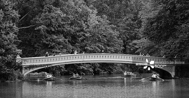 弓桥黑白照片图片素材