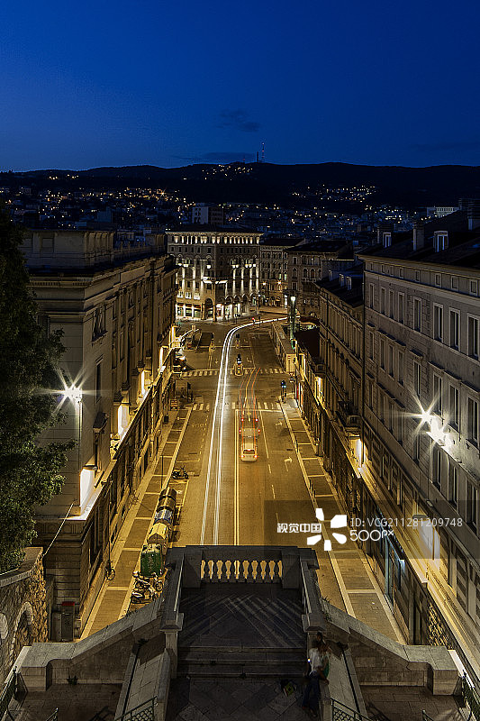 里雅斯特巨人阶梯的戈尔多尼广场图片素材