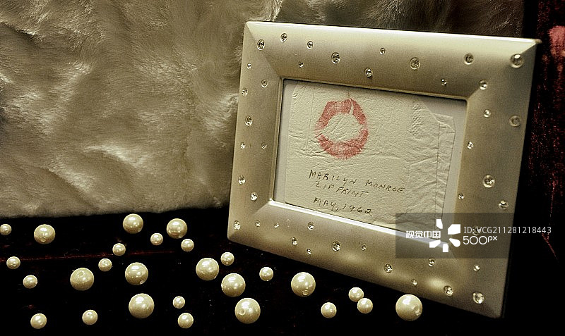 最后的吻图片素材