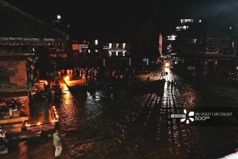 夜晚的杜巴广场图片素材