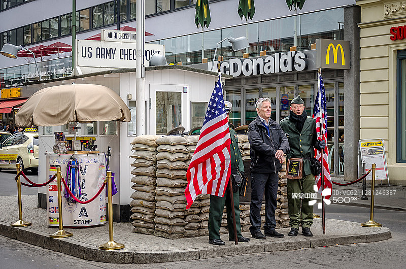 查理检查站图片素材