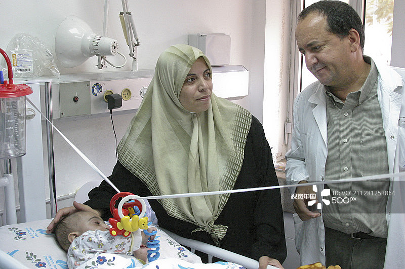 拯救孩子的心，沃尔夫森医院，霍隆图片素材