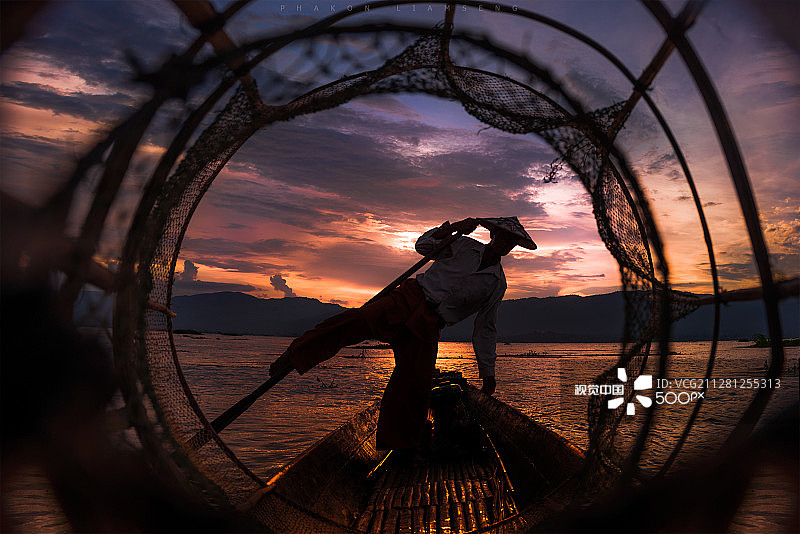 茵莱划船风格图片素材